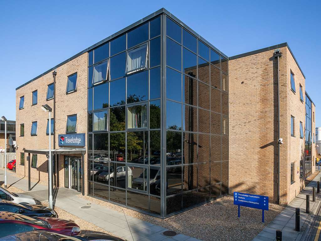 Travelodge Bedford Luaran gambar
